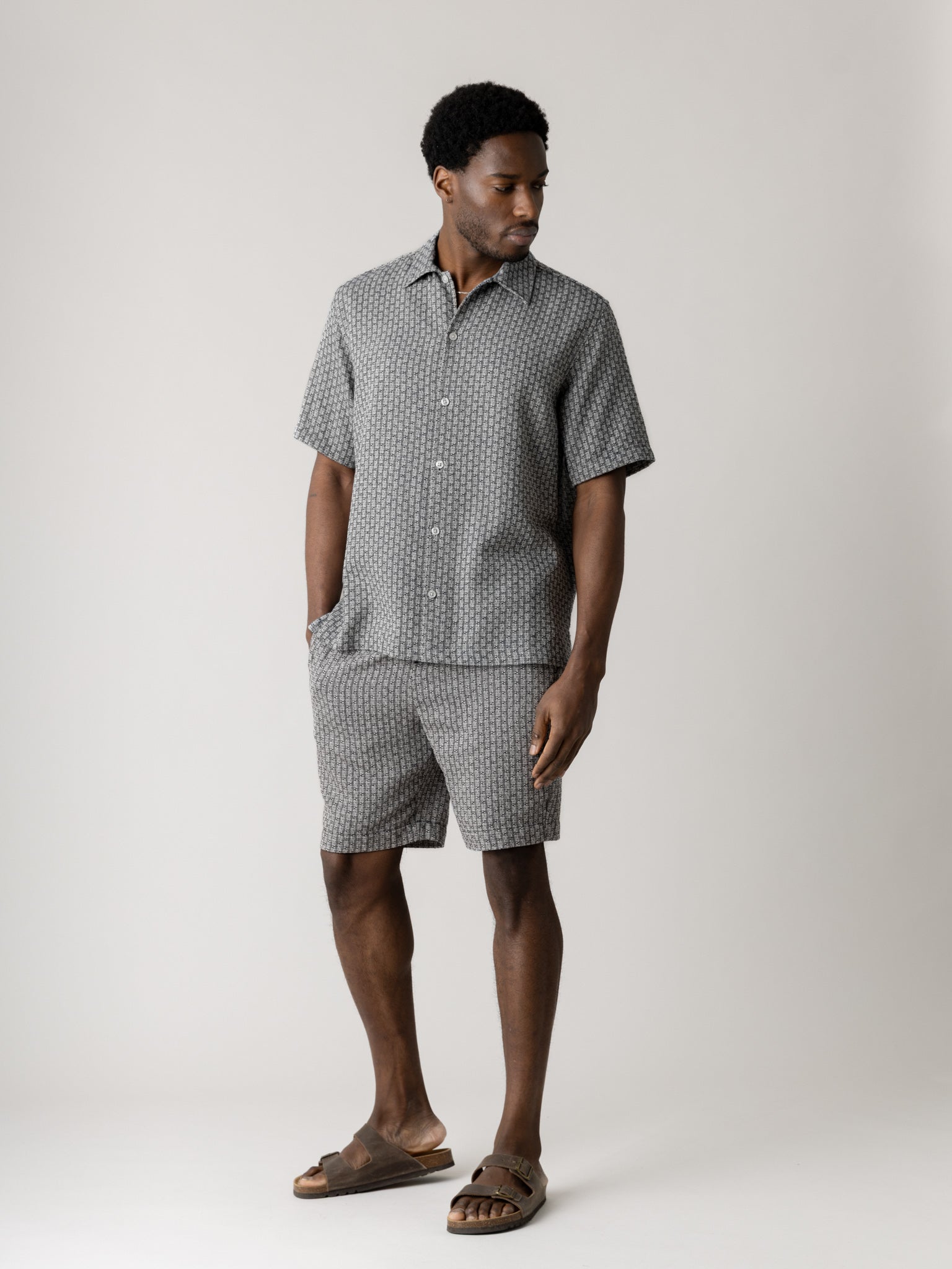 Modelshot / Salute Navy / Detail